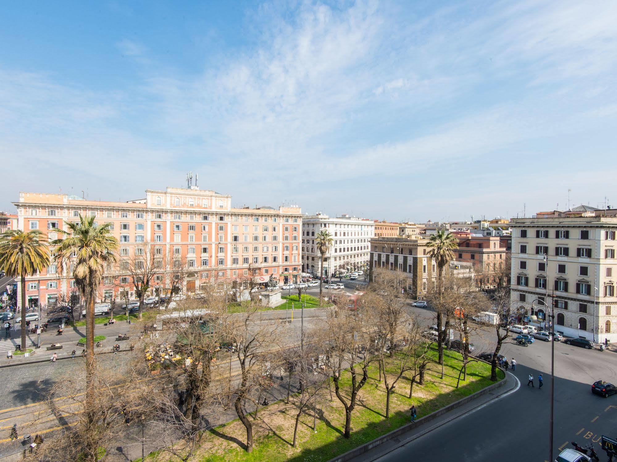Residenza Risorgimento Hotel Рим Екстериор снимка